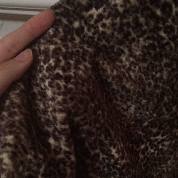 Talbots leopard print skirt - Picture 4 of 4